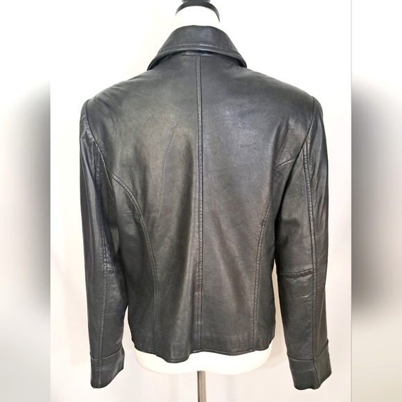 Lord and Taylor Womens Leather Jacket Black Moto Vintage Full Zip Pockets  10 - Picture 4 of 16